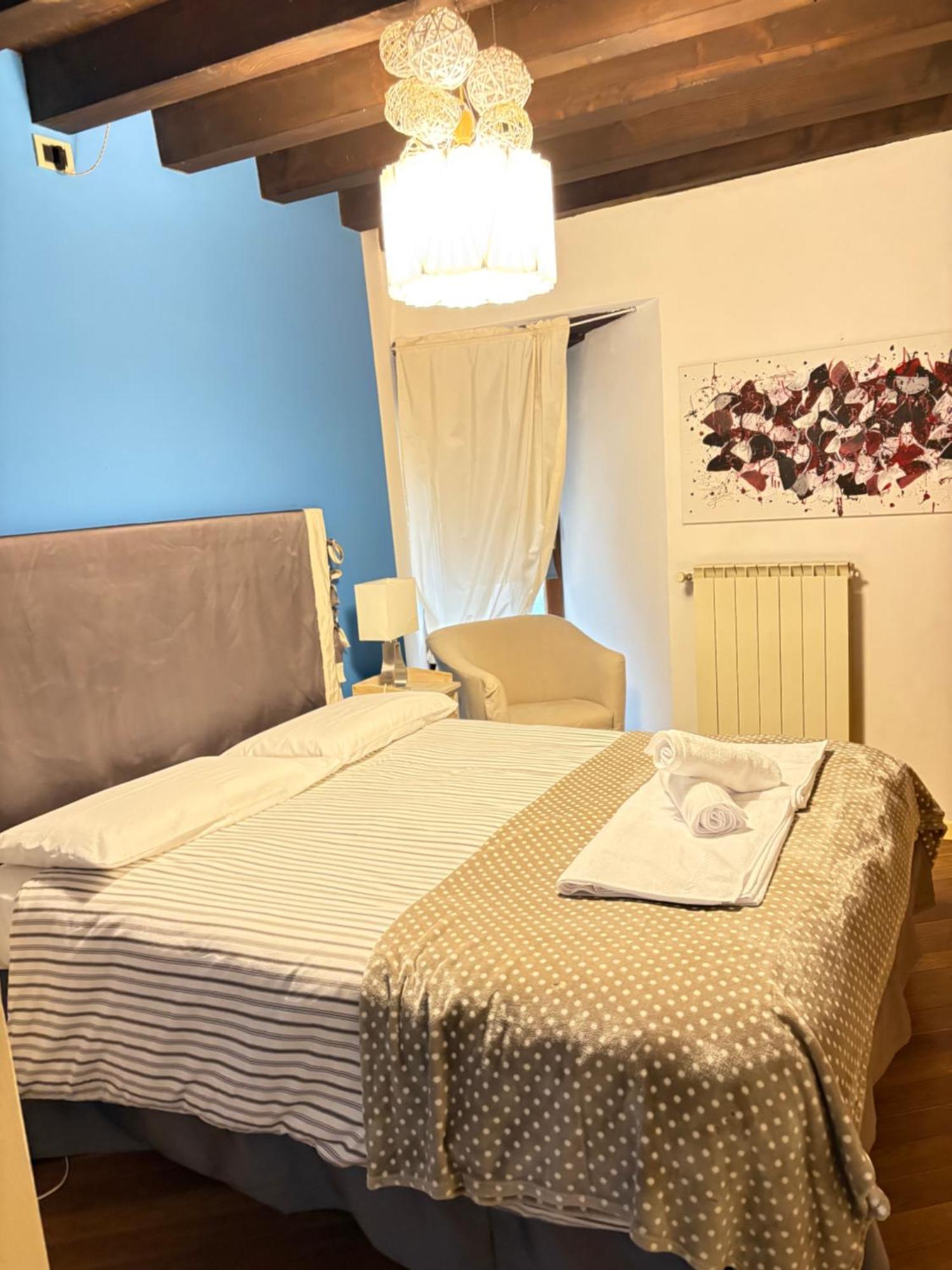 Casa Torrazzo Apartment ปิโซเญ ภายนอก รูปภาพ